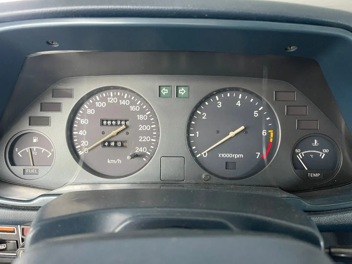 Vehicle image, number 13