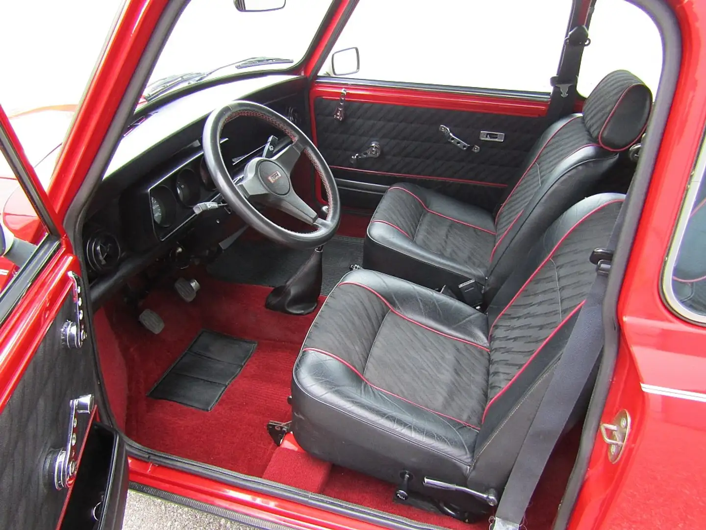 Vehicle image, number 9