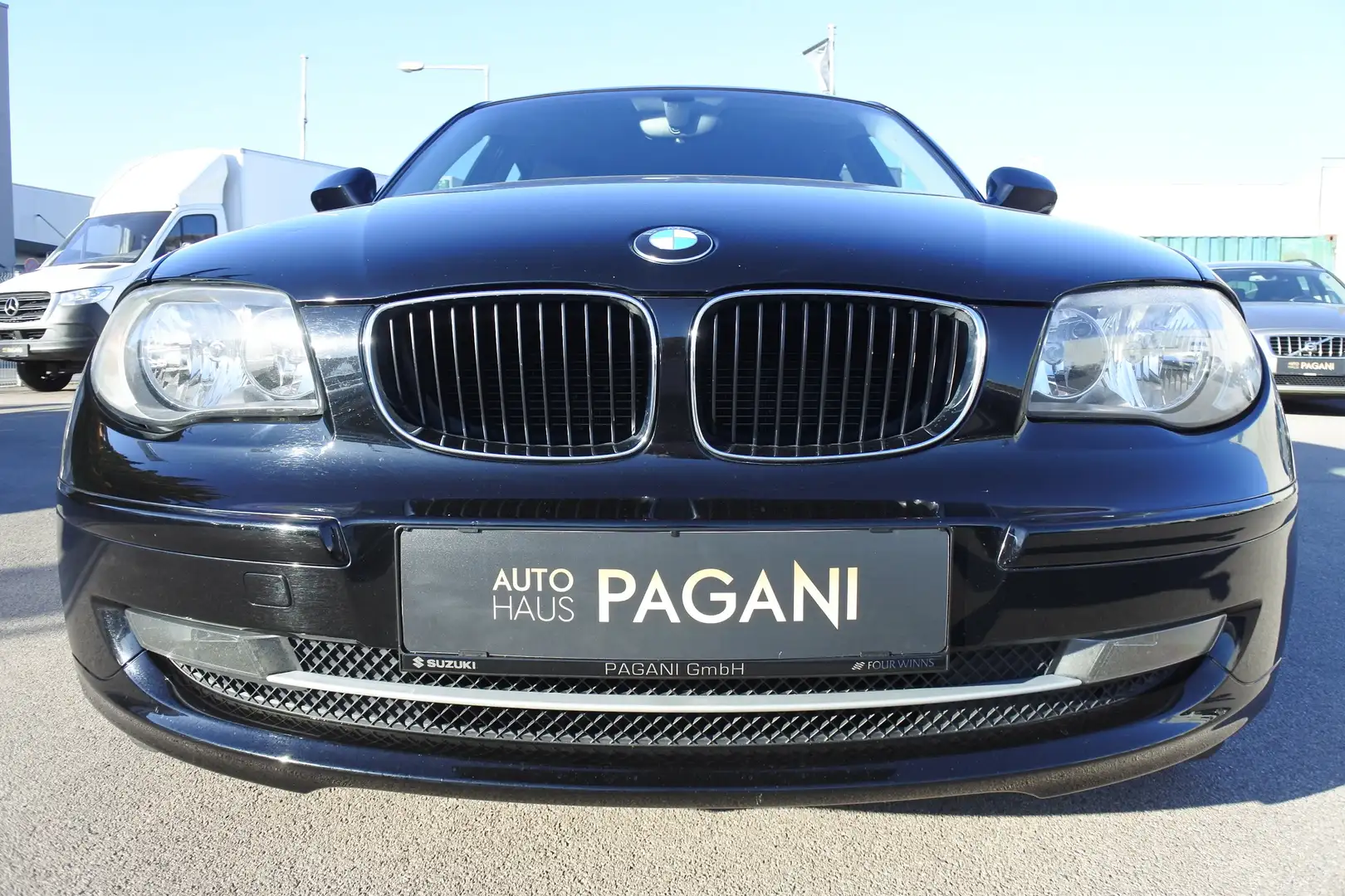 Vehicle image, number 4