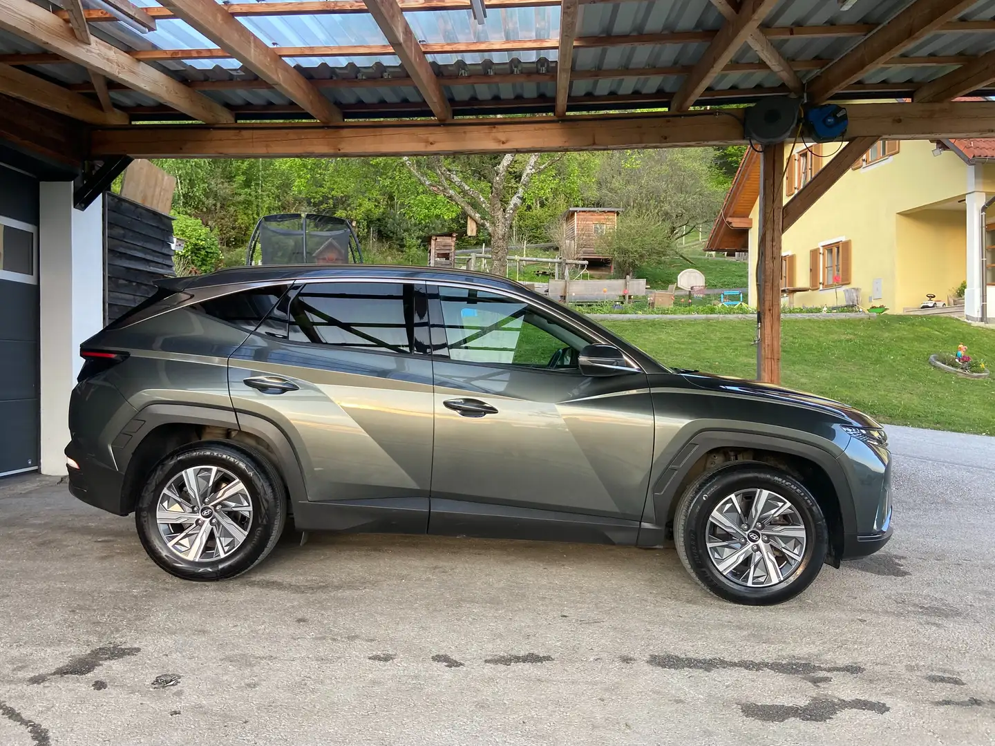 Vehicle image, number 3