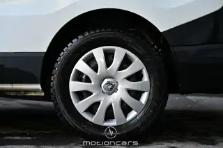 Vehicle image thumbnail, number 8
