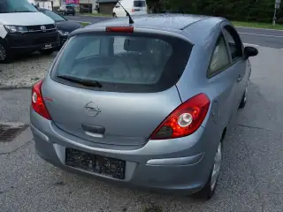 Vehicle image thumbnail, number 7