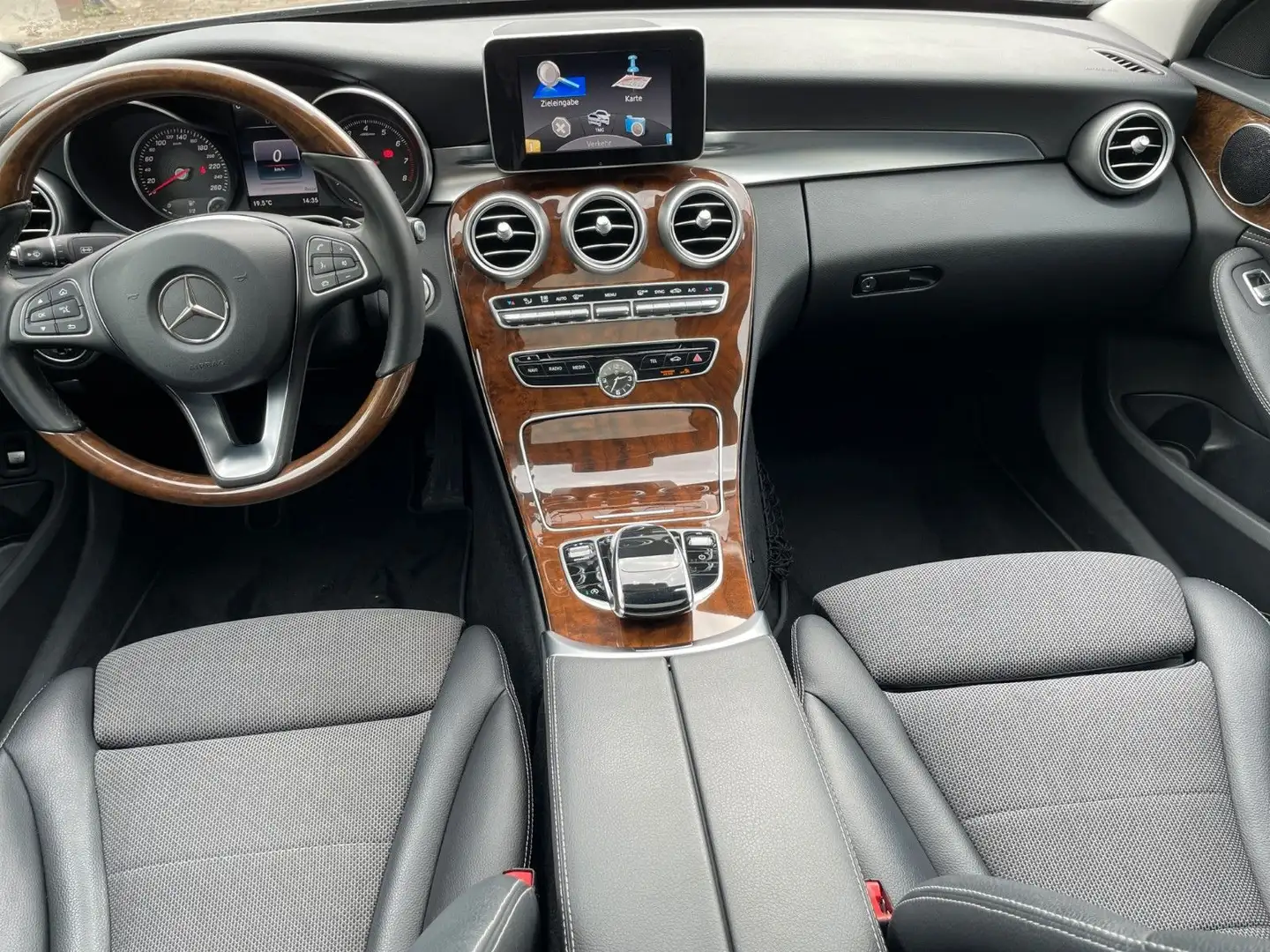 Vehicle image, number 20