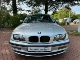 Vehicle image thumbnail, number 9