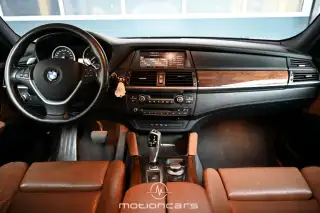 Vehicle image thumbnail, number 9
