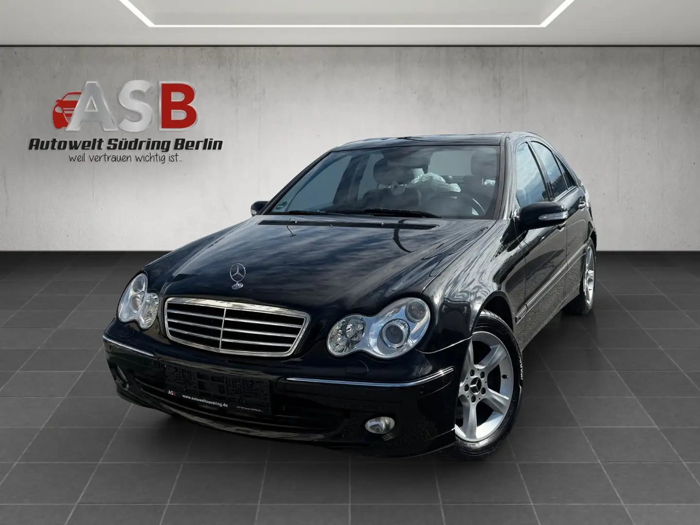 Vehicle image, number 1