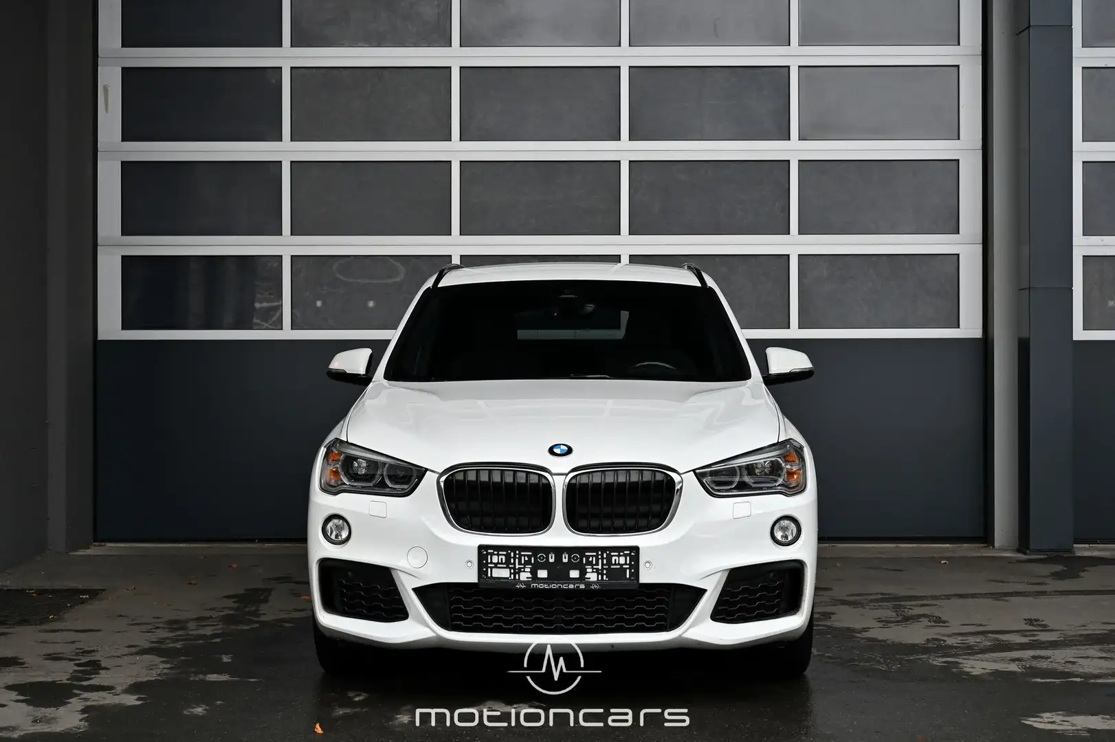 Vehicle image, number 3