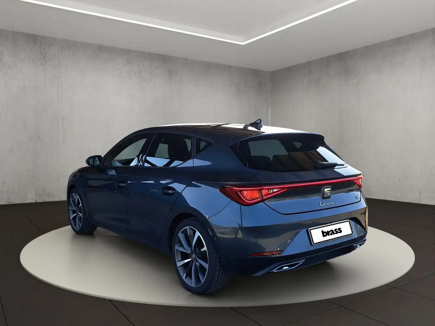Vehicle image, number 3