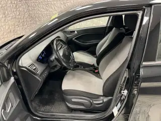 Vehicle image thumbnail, number 12