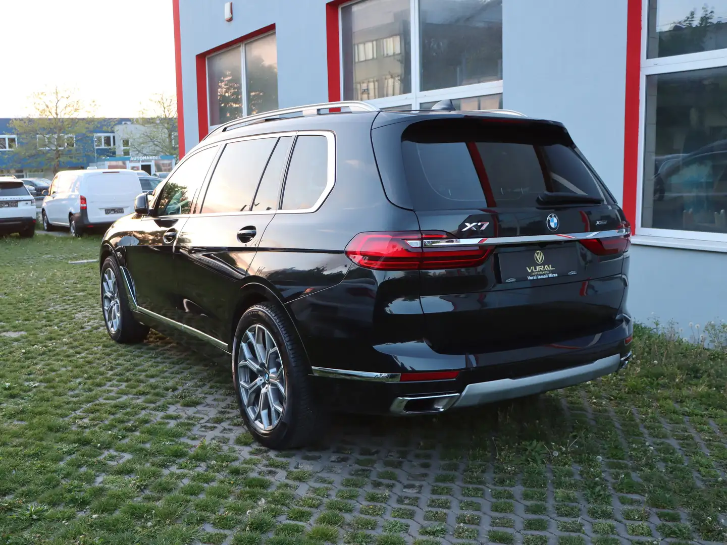 Vehicle image, number 7