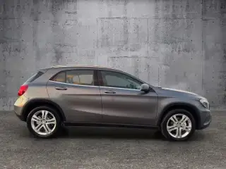 Vehicle image thumbnail, number 7