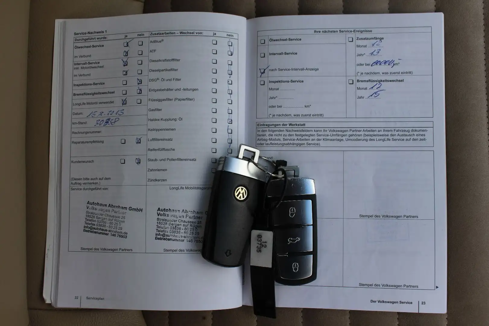 Vehicle image, number 16