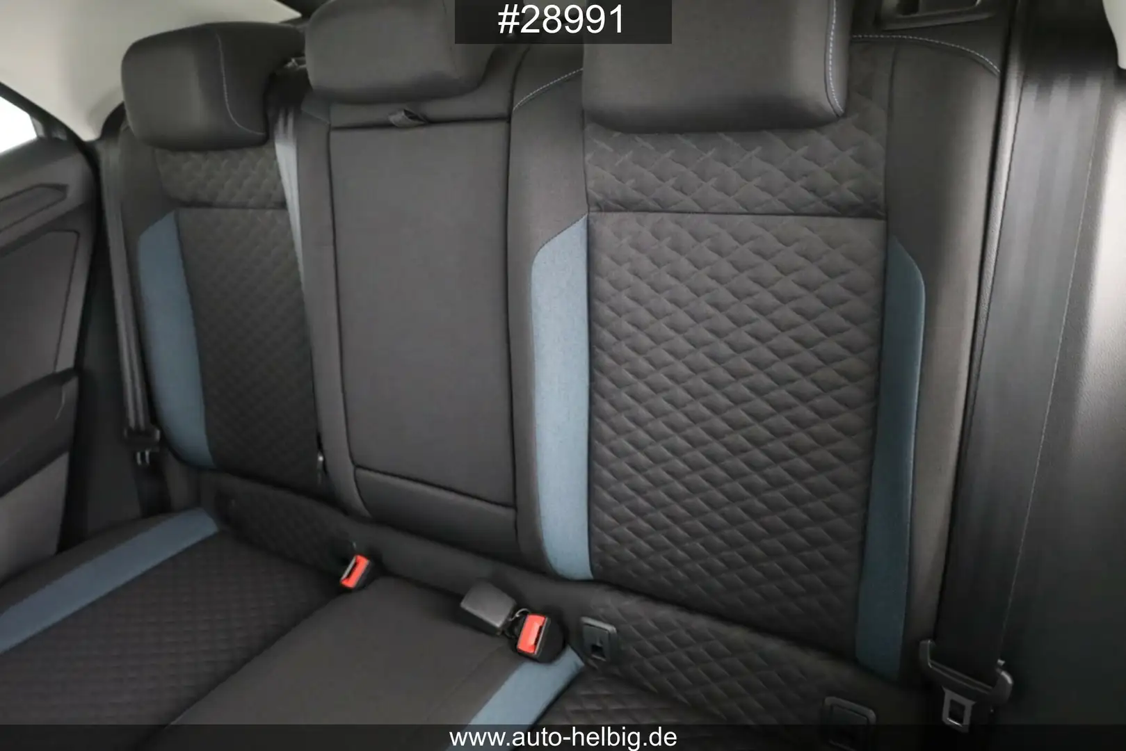 Vehicle image, number 13