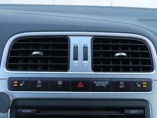 Vehicle image thumbnail, number 17