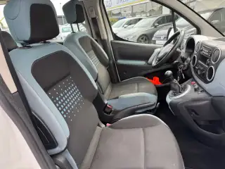 Miniatúra fotky vozidla, číslo 15