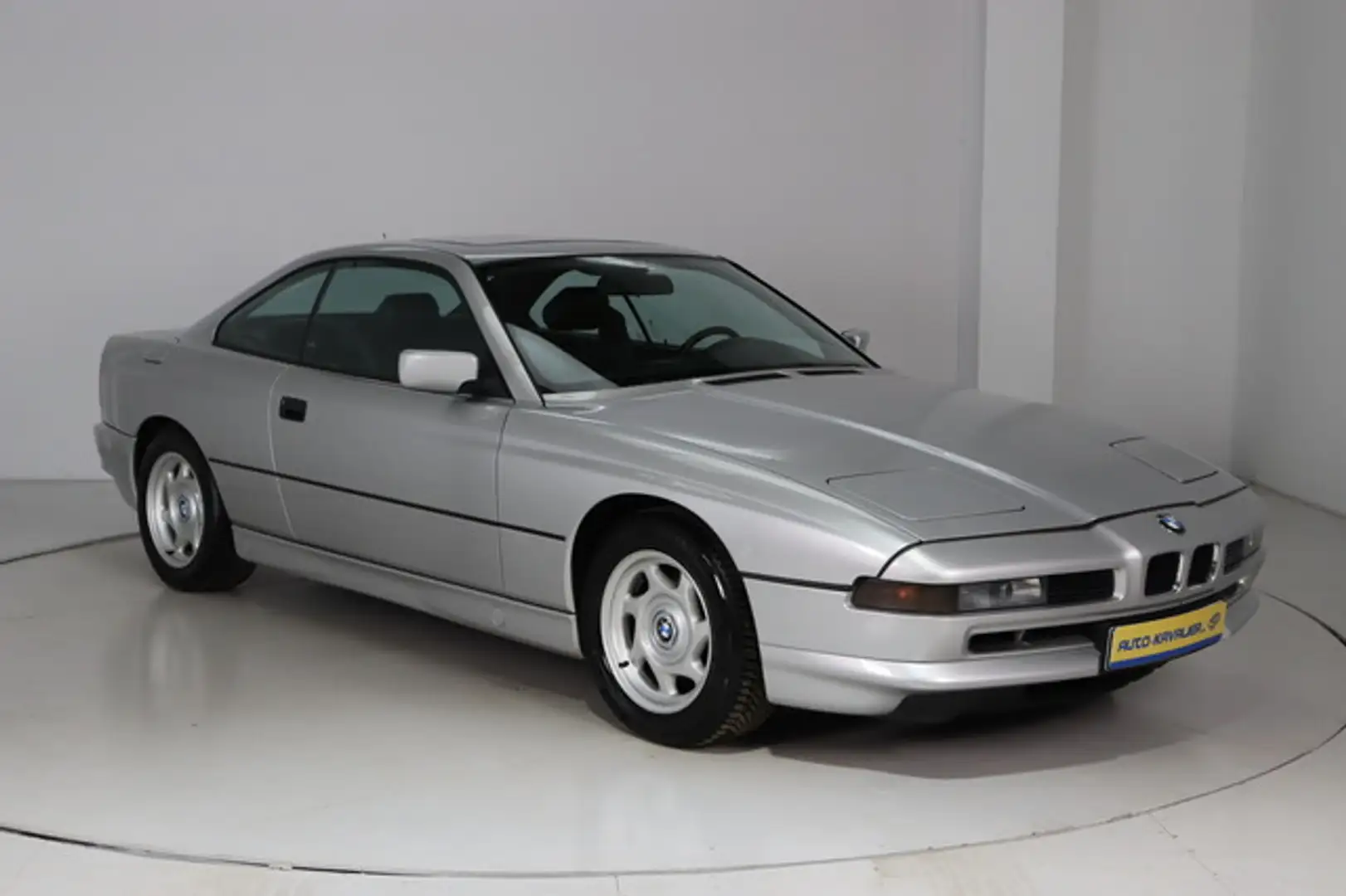 Vehicle image, number 4