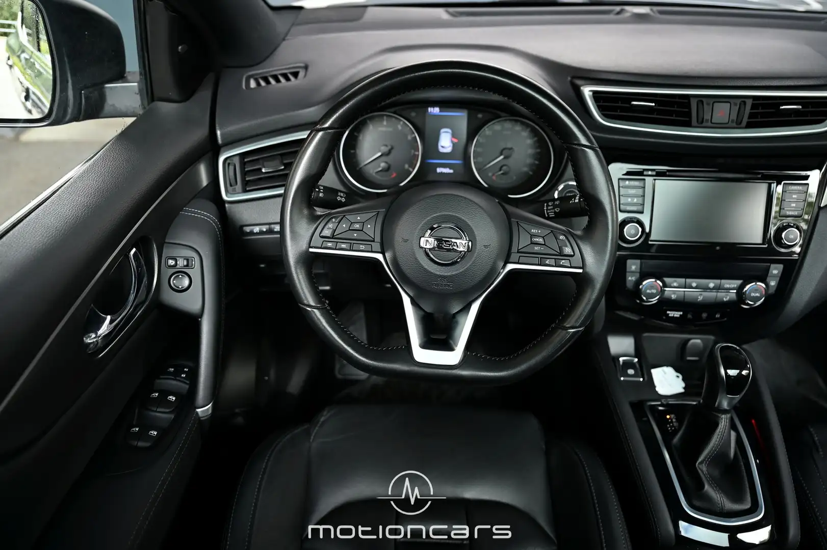 Vehicle image, number 9