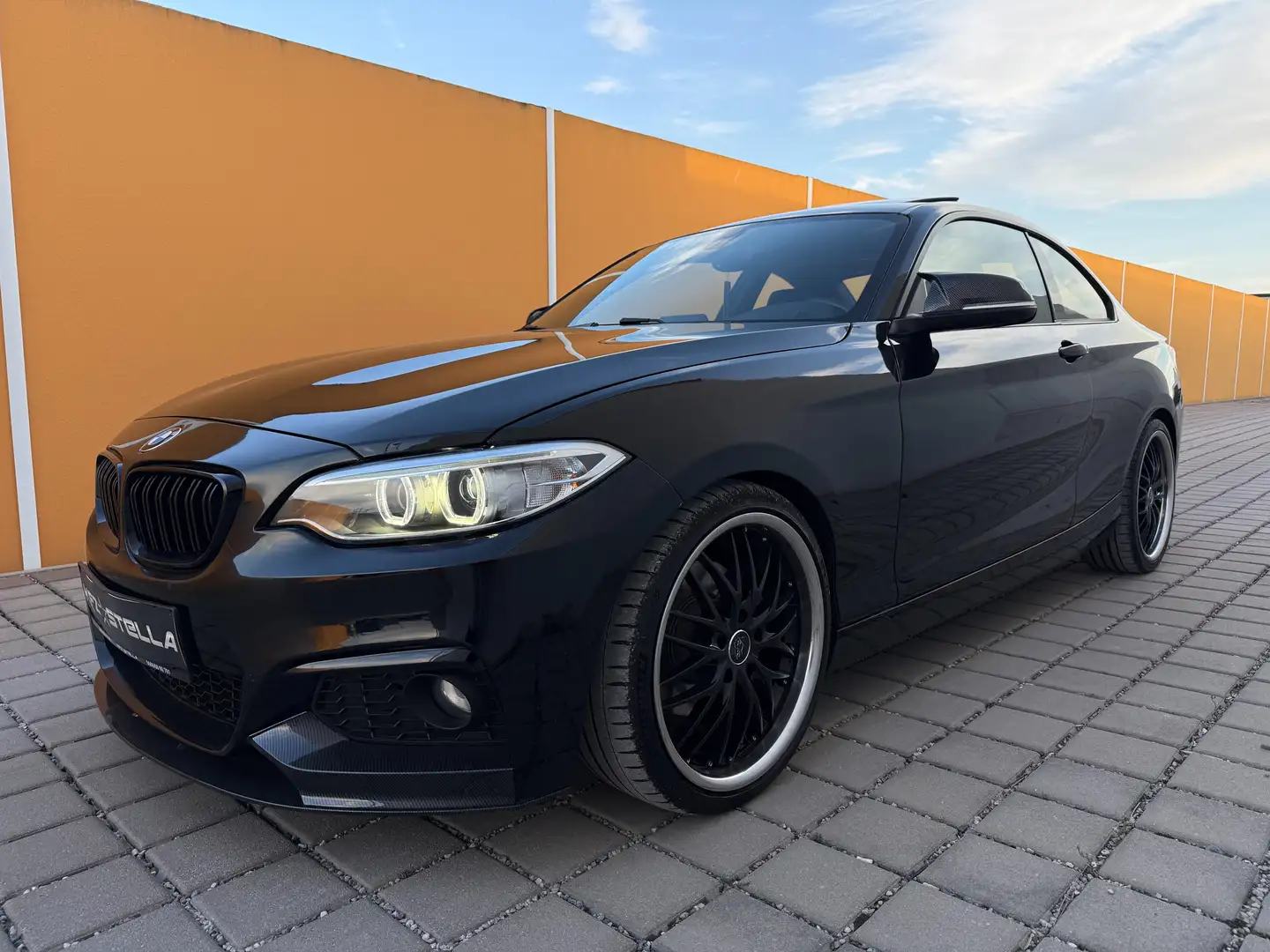 Vehicle image, number 1