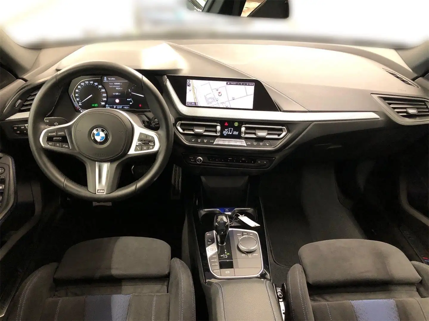 Vehicle image, number 8