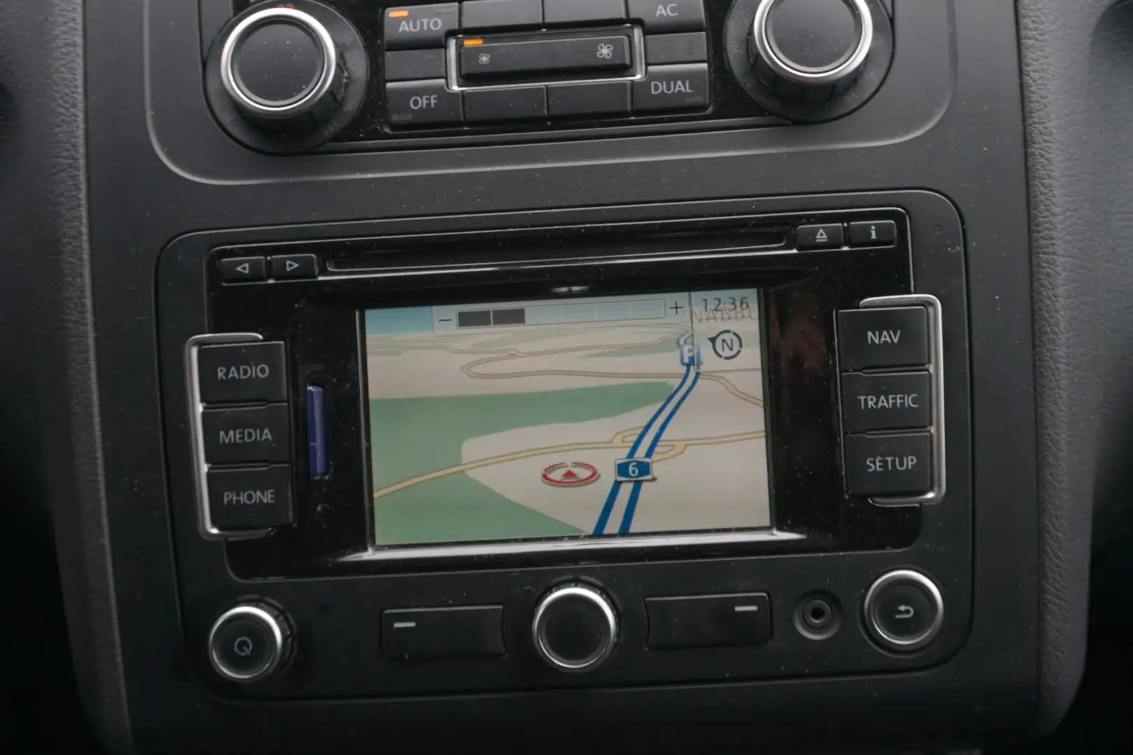 Vehicle image, number 19