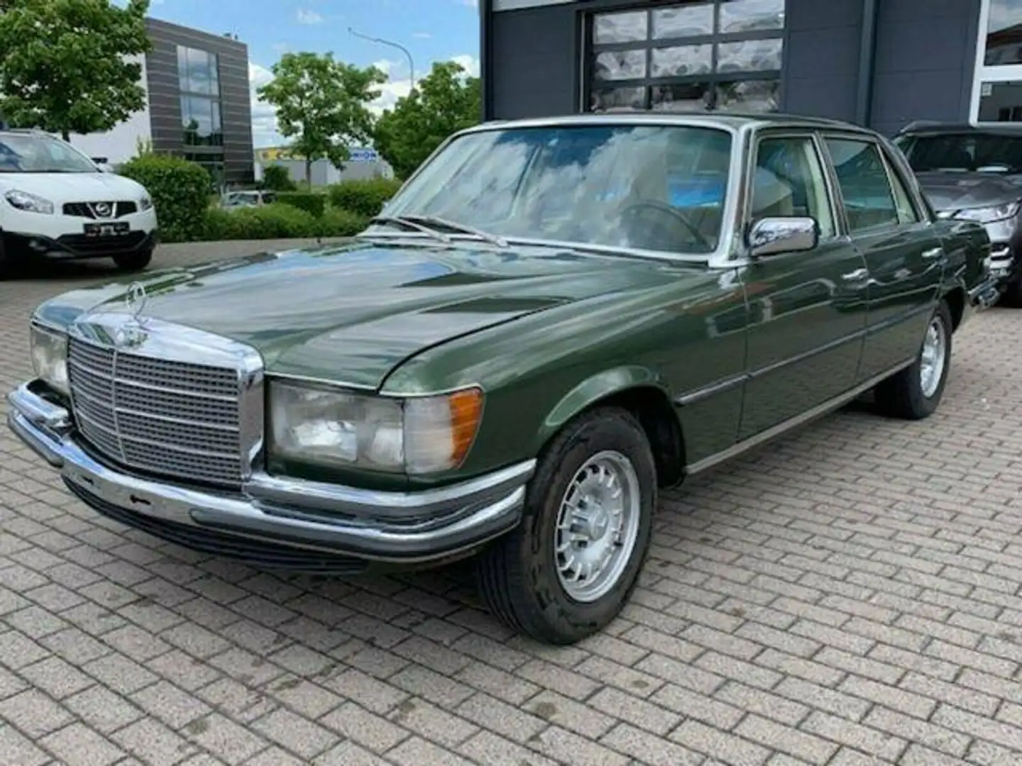 Vehicle image, number 2