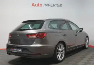 Vehicle image thumbnail, number 4