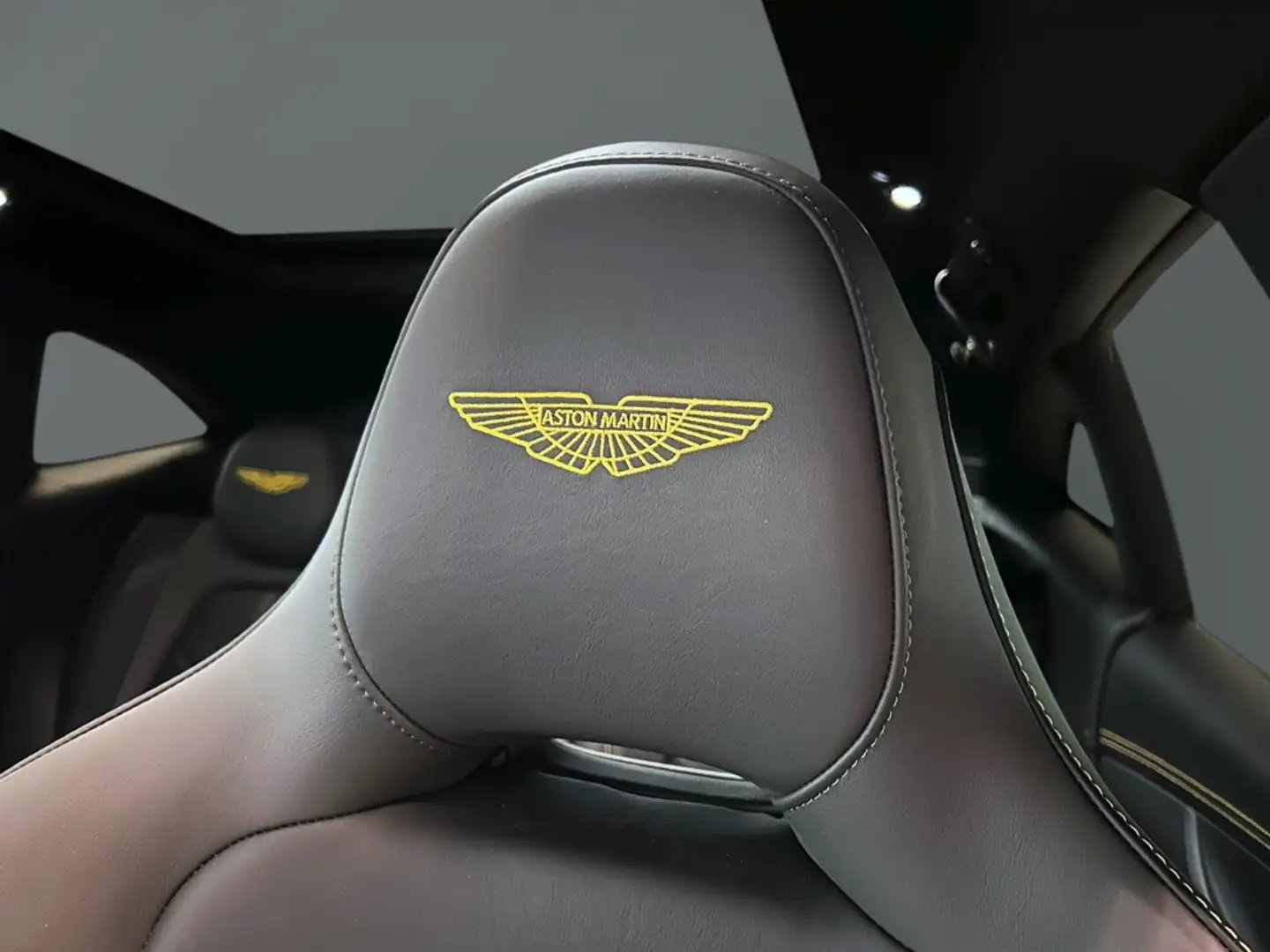 Vehicle image, number 5