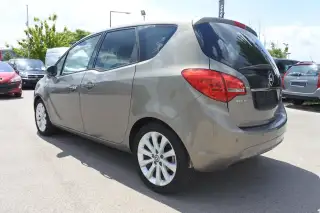 Miniatúra fotky vozidla, číslo 8