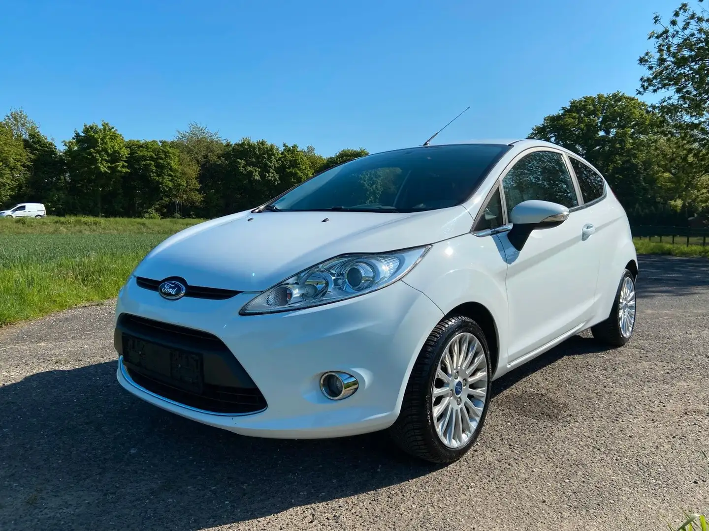 Vehicle image, number 1