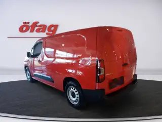 Vehicle image thumbnail, number 3