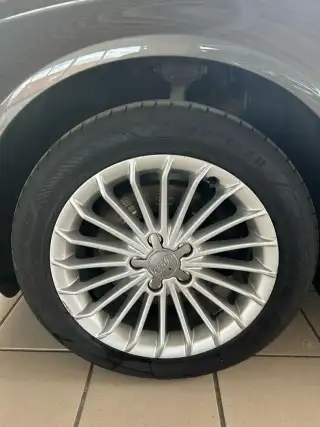 Vehicle image thumbnail, number 13