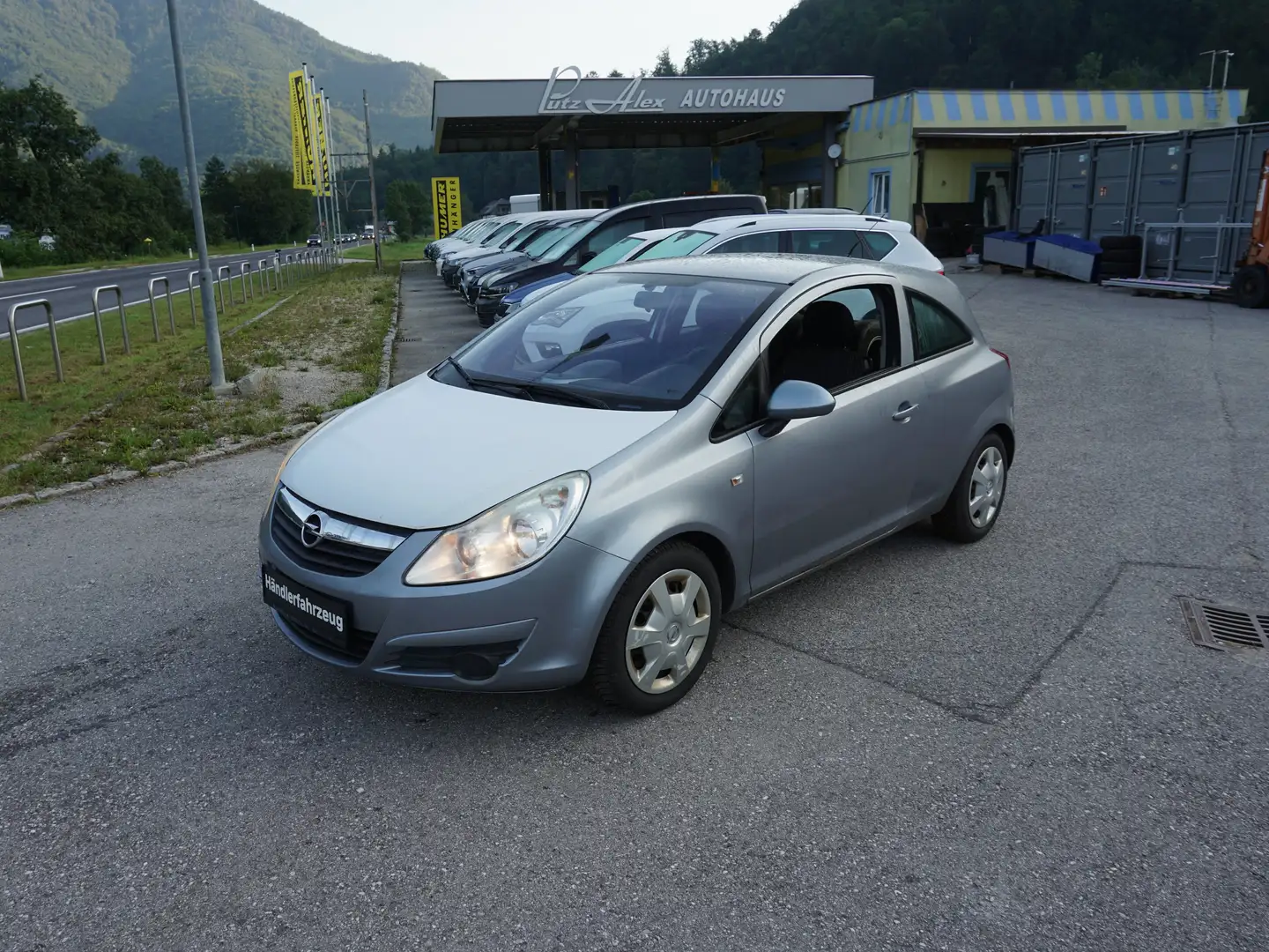 Vehicle image, number 1