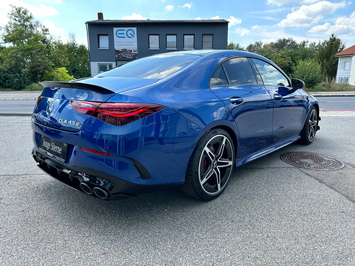 Vehicle image, number 5