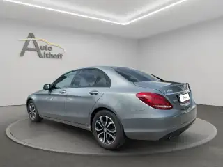 Vehicle image thumbnail, number 4