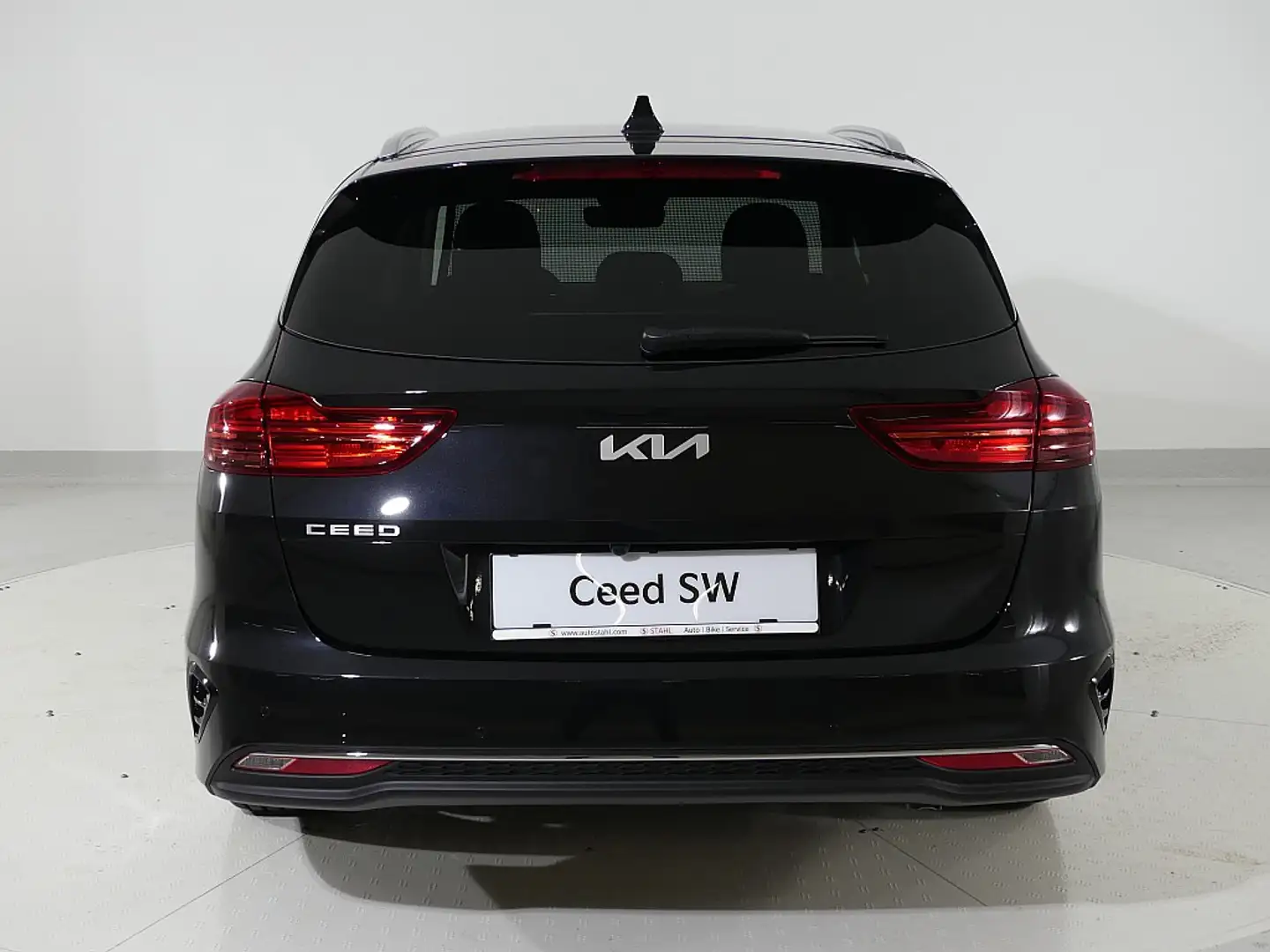 Vehicle image, number 5