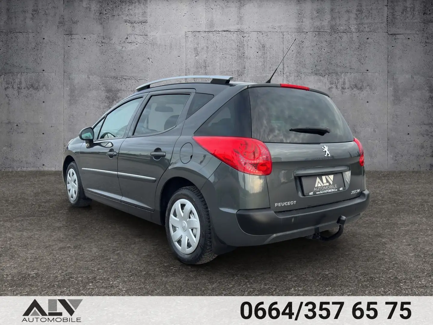 Vehicle image, number 3