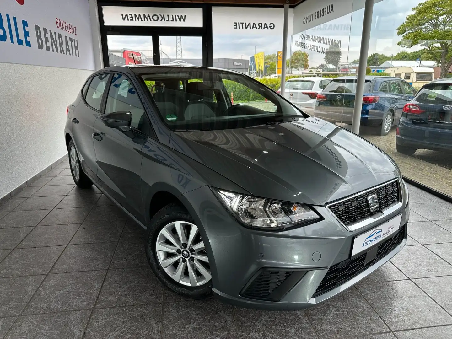 Vehicle image, number 1