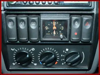 Vehicle image thumbnail, number 12