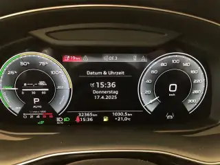 Vehicle image thumbnail, number 4