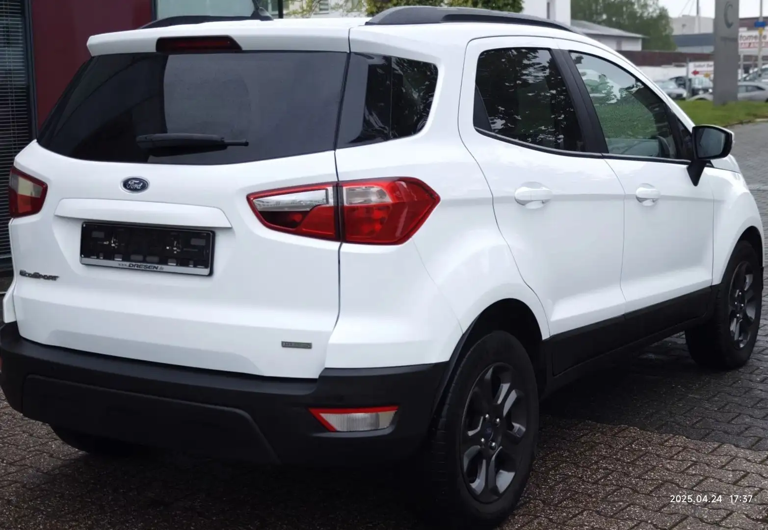 Vehicle image, number 5