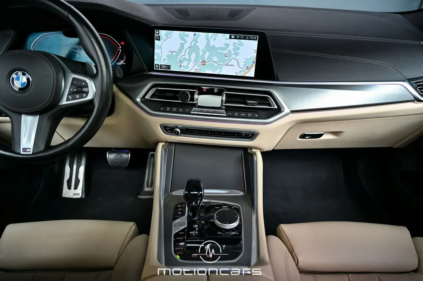Vehicle image, number 13