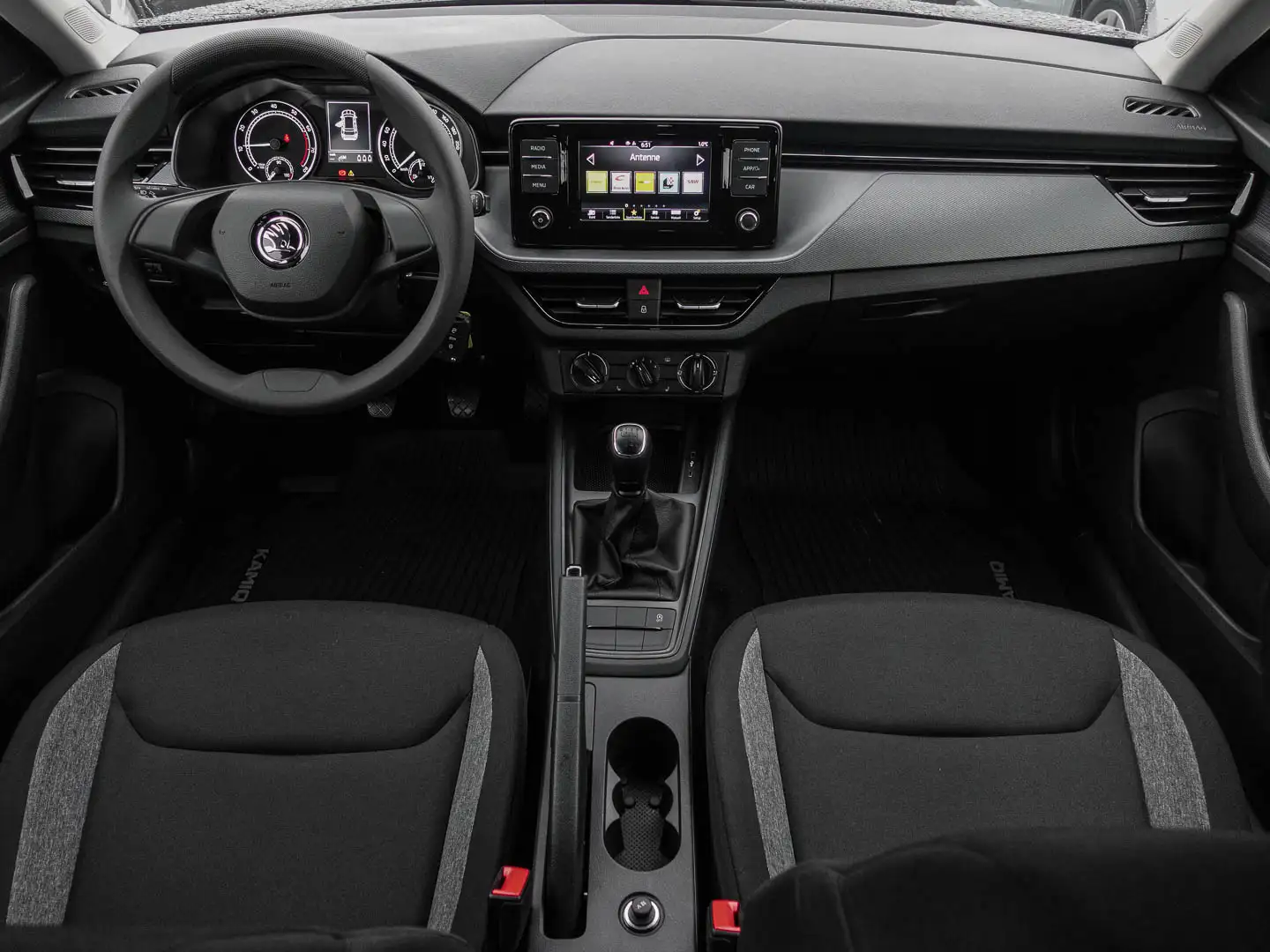 Vehicle image, number 9