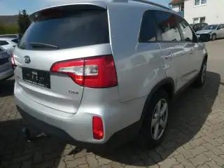Vehicle image thumbnail, number 3