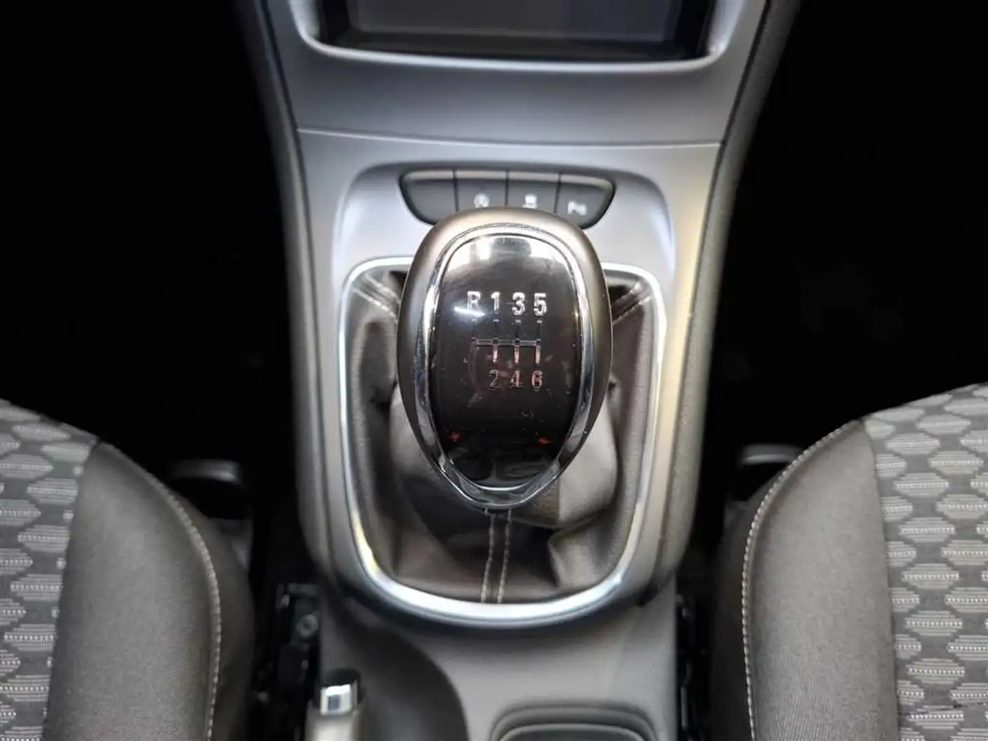 Vehicle image, number 14