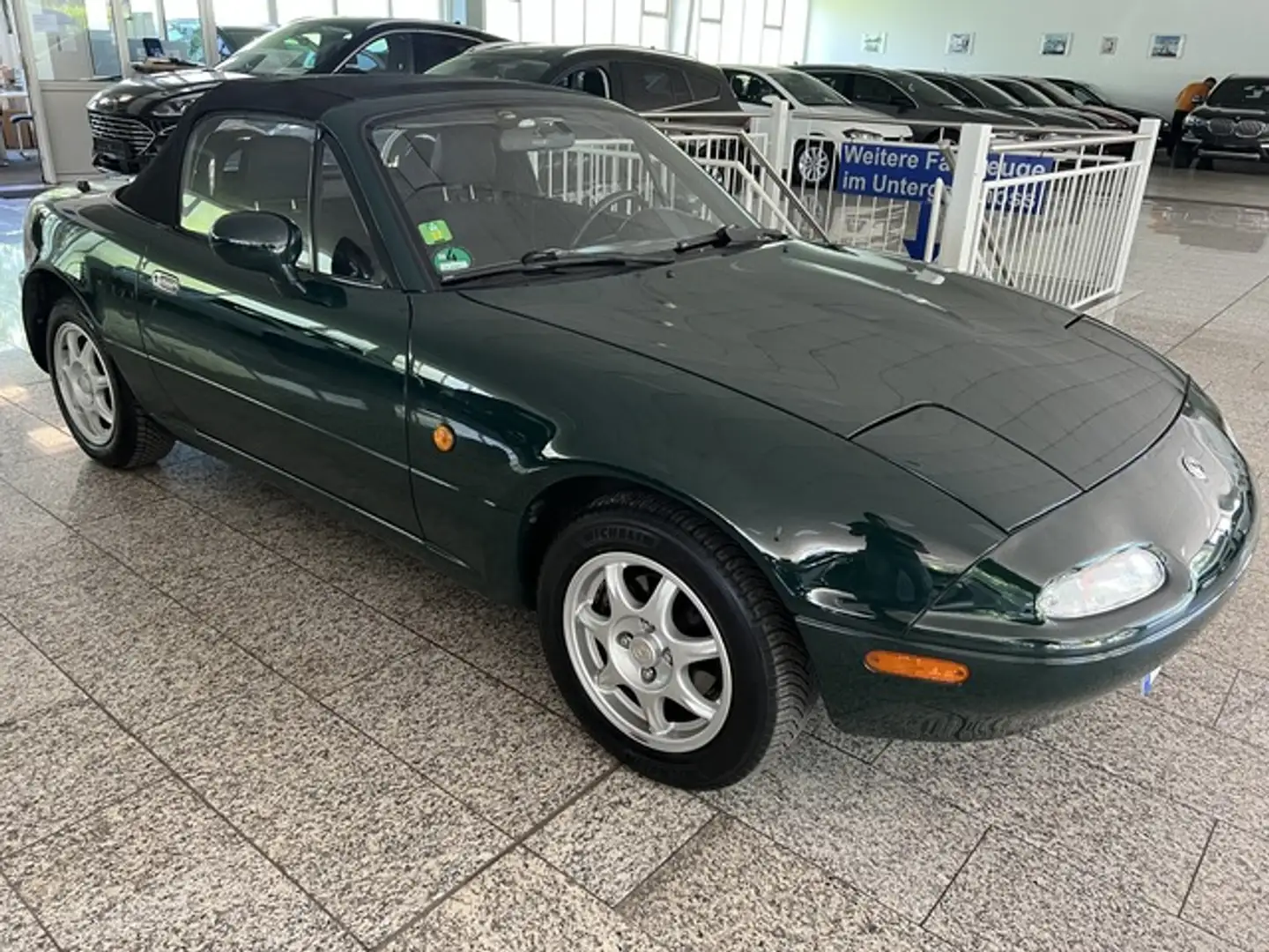Vehicle image, number 3