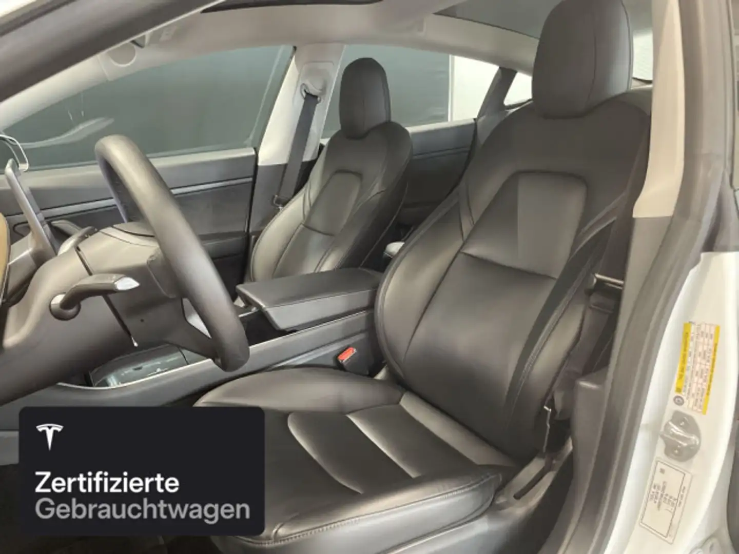 Vehicle image, number 9
