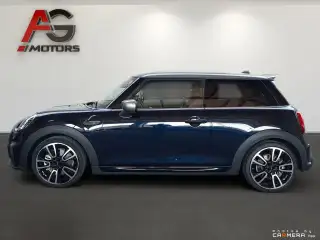 Vehicle image thumbnail, number 8