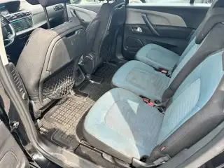 Vehicle image thumbnail, number 8