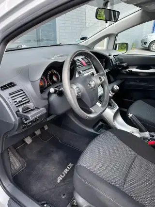 Vehicle image thumbnail, number 18