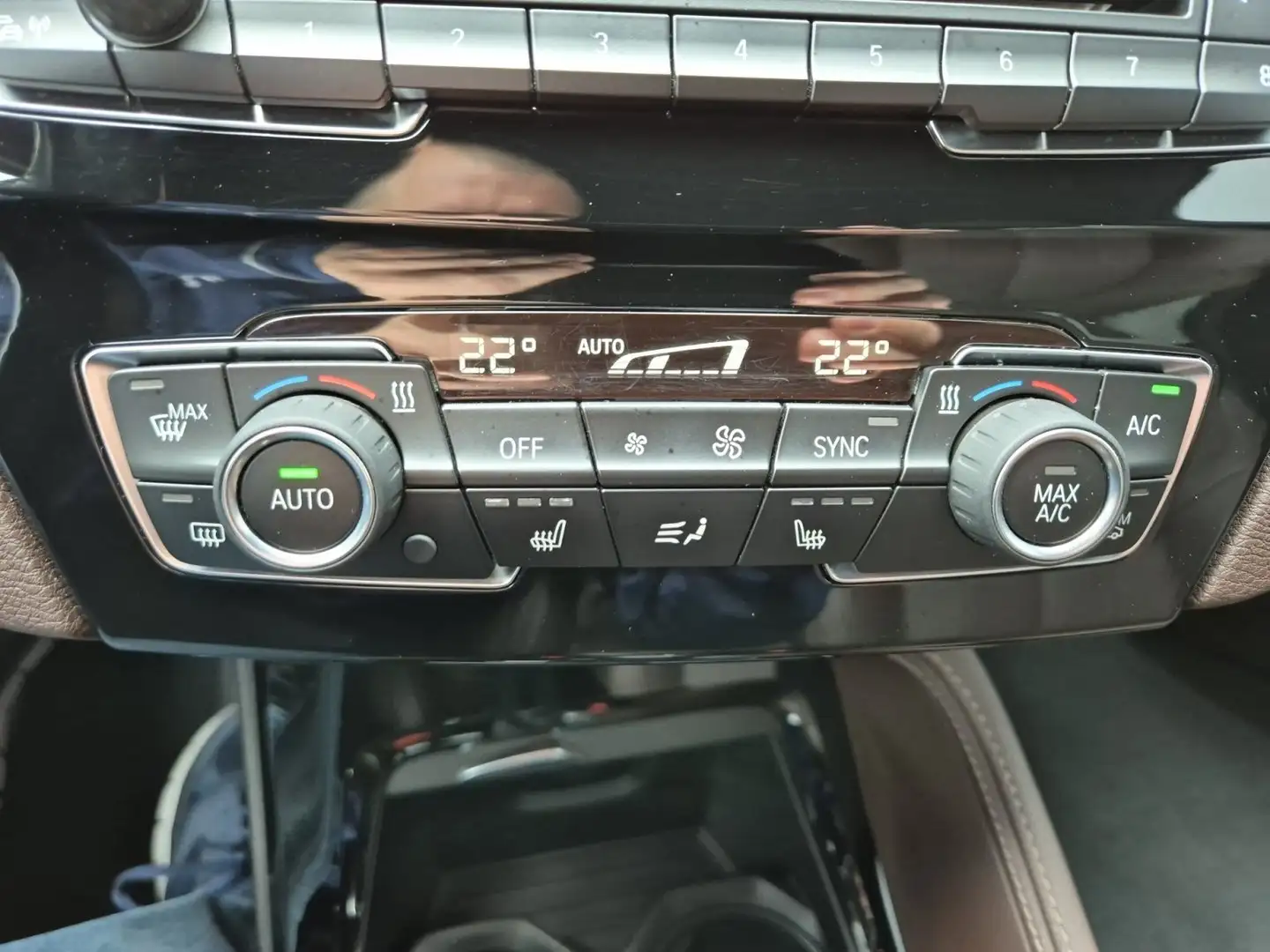 Vehicle image, number 19